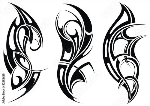 Maori styled tattoo pattern for a shoulder