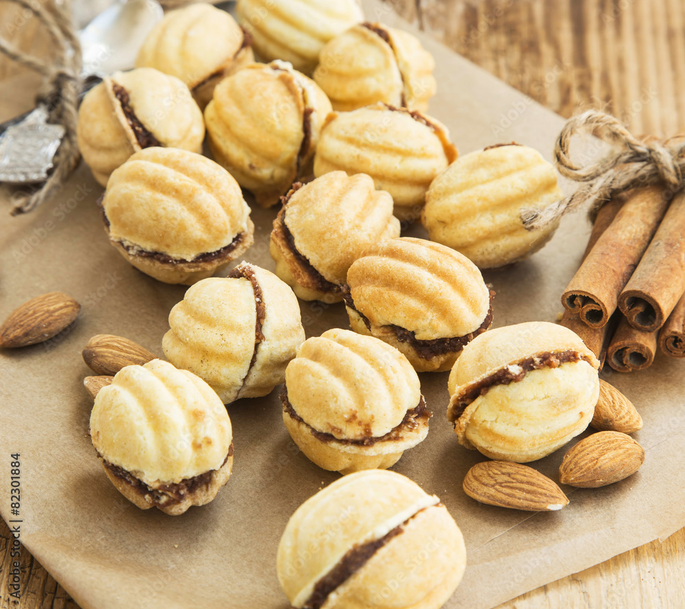 Walnuts Shape Cookies with Chocolate Filling Walnuts Shape Cookies with Chocolate Filling
