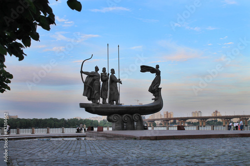 monument to the founders of Kiev Kyi, Schek, Horeb and Lybid