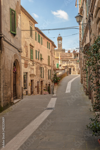 Solar ancient town and the streets of the beautiful Tuscany, Ita © Jarek Pawlak