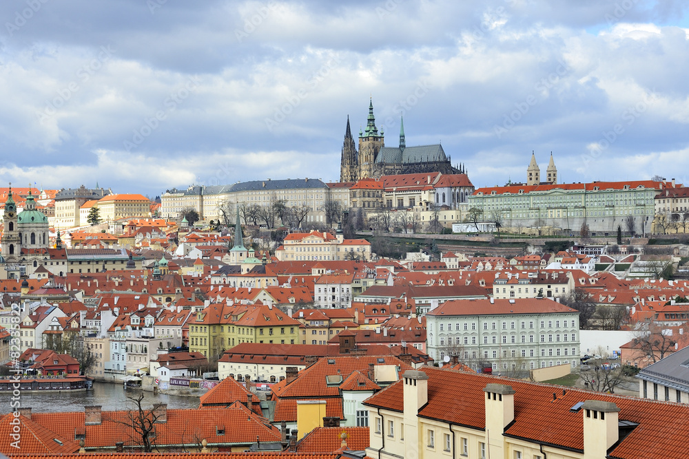Obraz premium Praga quartiere Mala Strana e Castello