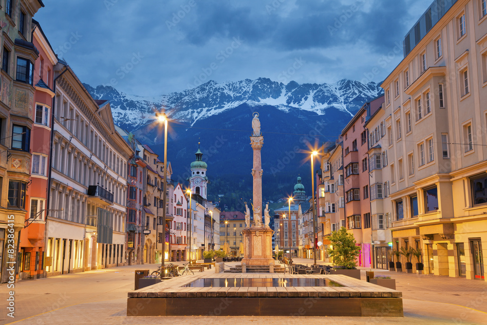 Fényképezés Innsbruck. - az Europosters.hu
