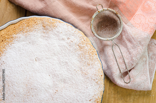 Preparation of delicious sweet cake flavored with ripe red straw photo