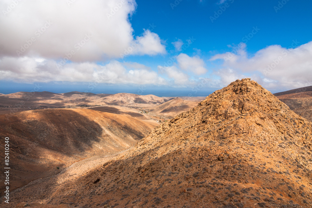 Naklejka premium Wüste Fuertevenutra bei Betancuria