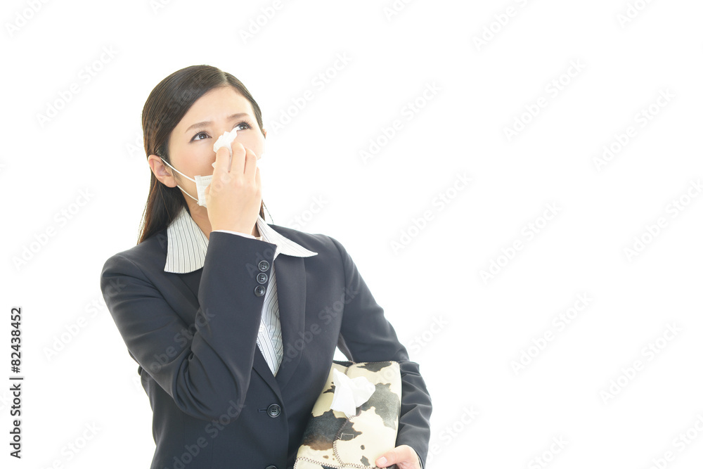 風邪に羅漢した女性 風邪に羅漢した女性
