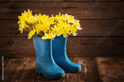 child garden shoes with spring flowers