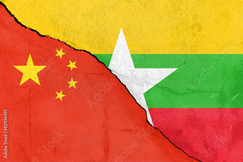 Riss zwischen Myanmar und China (Myanmar and China divided)