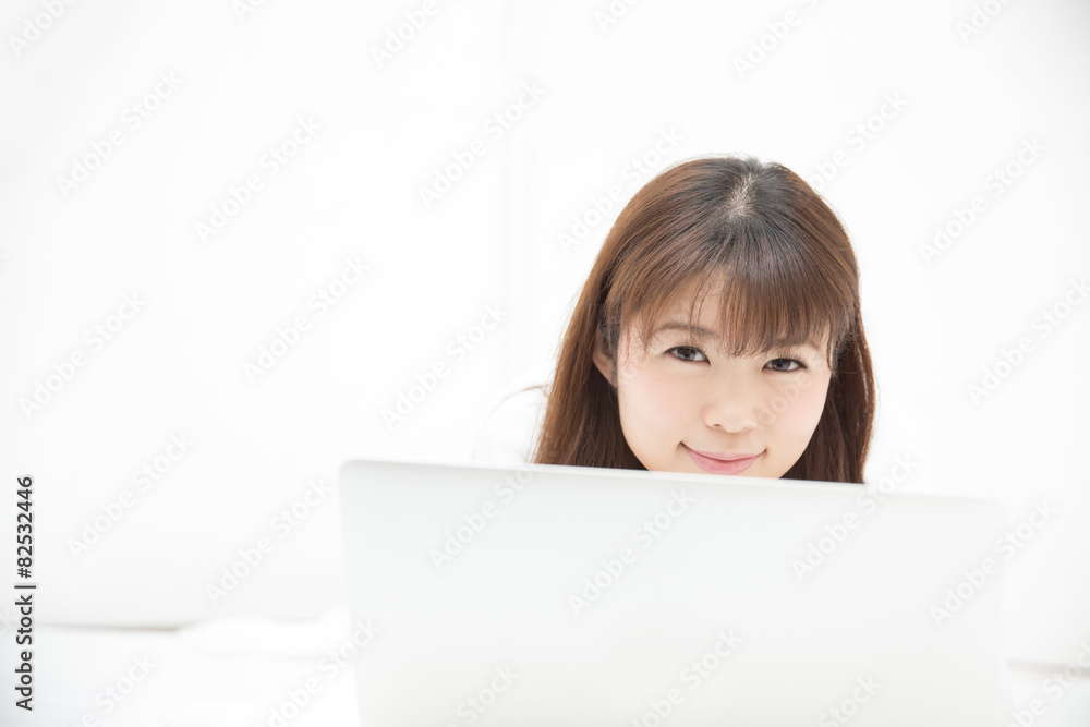 ベッドでPC ベッドでPC