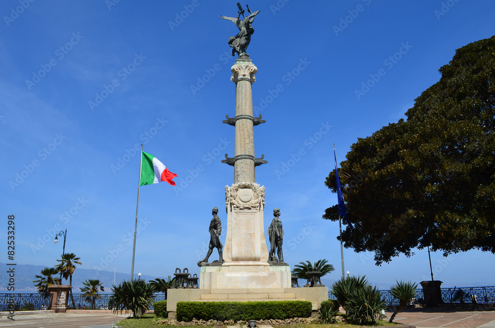 Monumento ai caduti di tutte le guerre Stock Photo | Adobe Stock