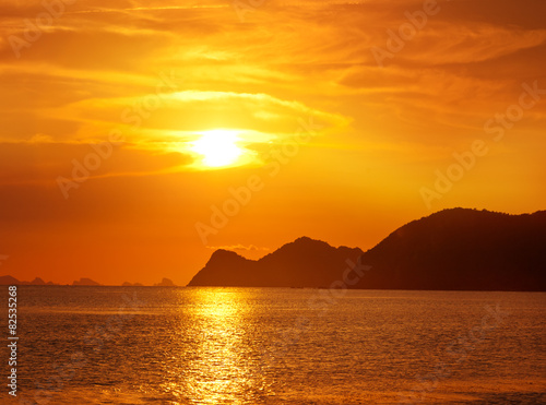 beautiful sunset on a tropical beach in Thailand © olezzo