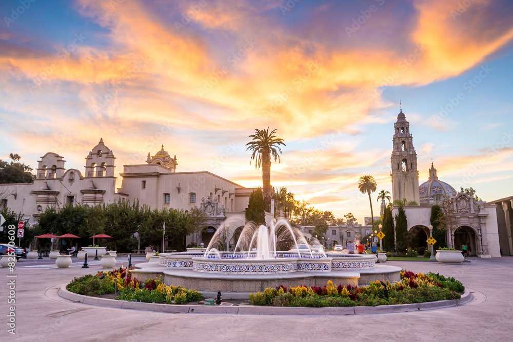 Obraz premium San Diego's Balboa Park at twilight in San Diego California