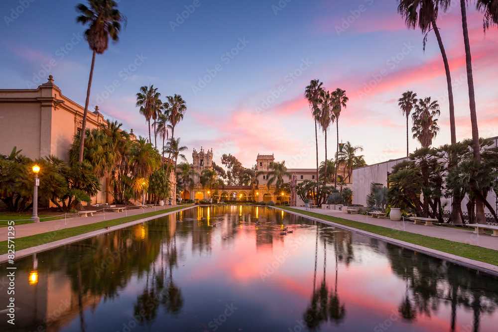 Casa De Balboa at sunset, Balboa Park, San Diego USA