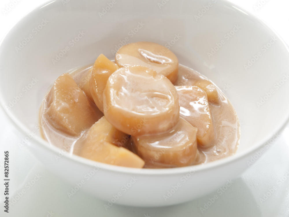 boiled cassava with sugar & coconut milk boiled cassava with sugar & coconut milk
