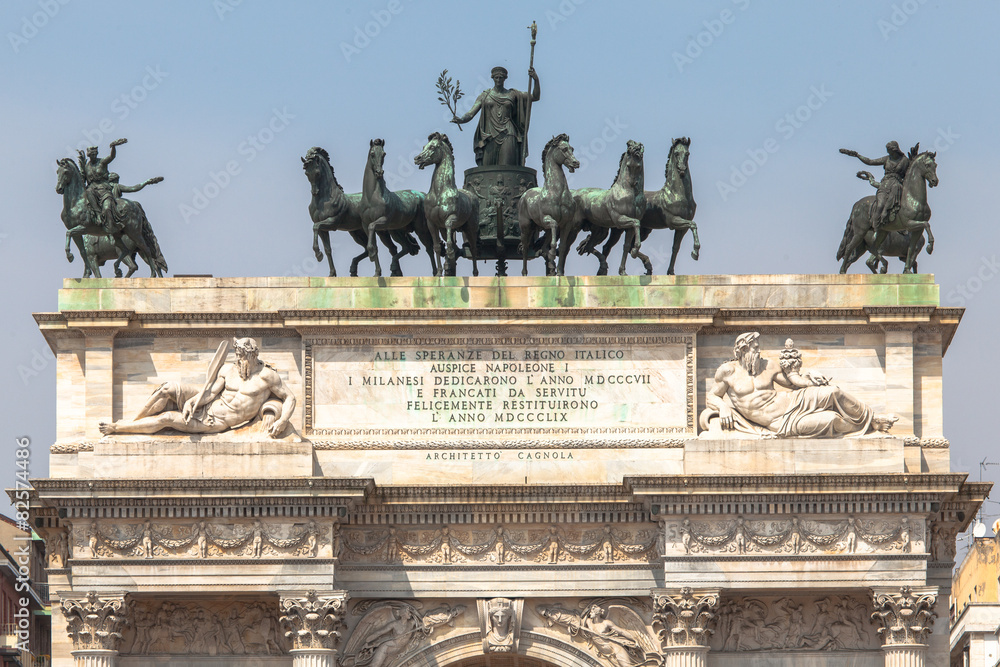 Fototapeta premium Triumphal Arch of Peace in Milan, Italy, dating back to the 19th