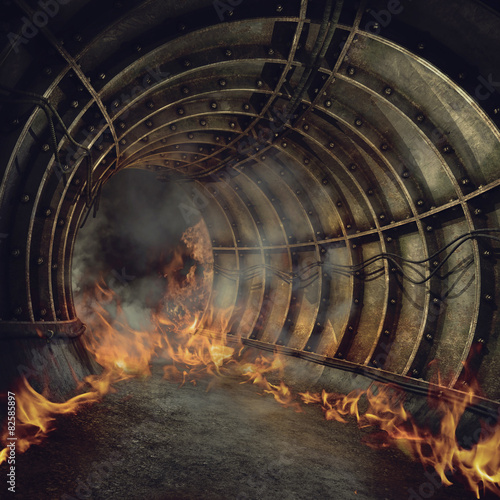 Ogień w opuszczonym tunelu
