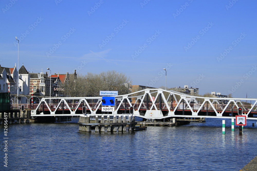 Obraz premium Stationsbrug