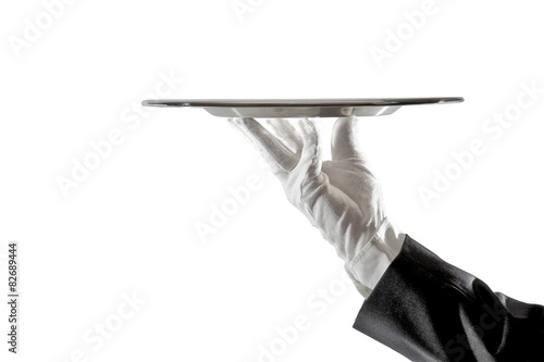 Servieren: Hand präsentiert Servierplatte