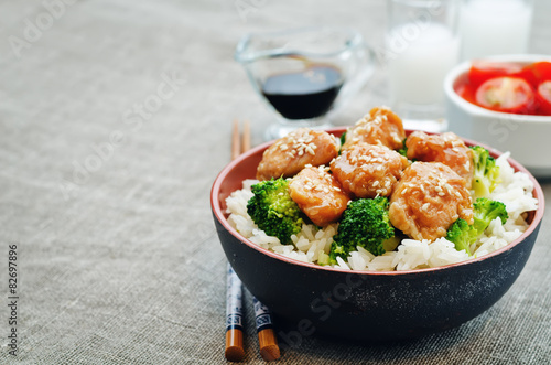 teriyaki chicken and broccoli stir fry with rice