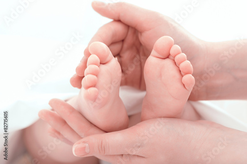 Feet of a little baby  © zinkevych