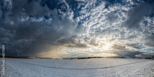 Panorama winter landscape sunbeams © htpix
