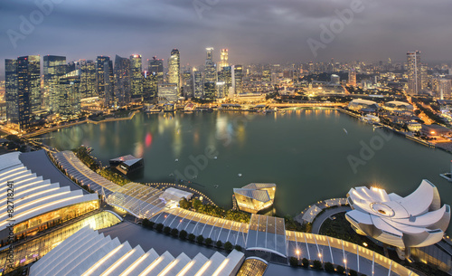 Singapore city at night © Sasint