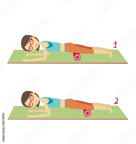 Frau mit Pilatesrolle