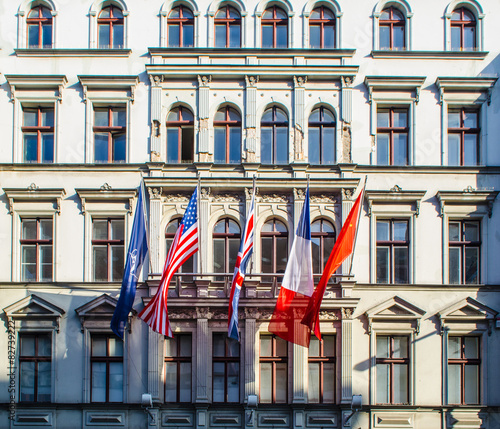 Obraz na plátne facade of a building with flags