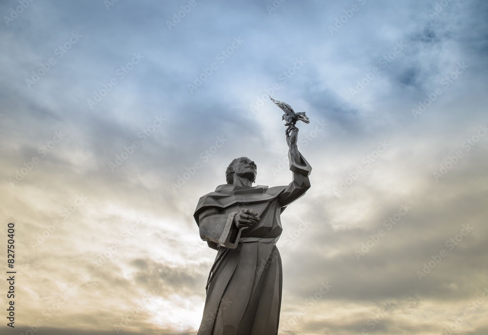 Saint Francis statue holding a dove