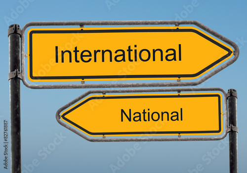 Strassenschild 39 - International