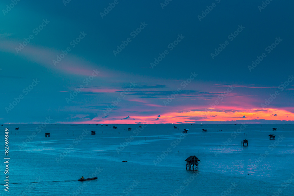 Naklejka premium Sea in the sunset, Gulf of Thailand