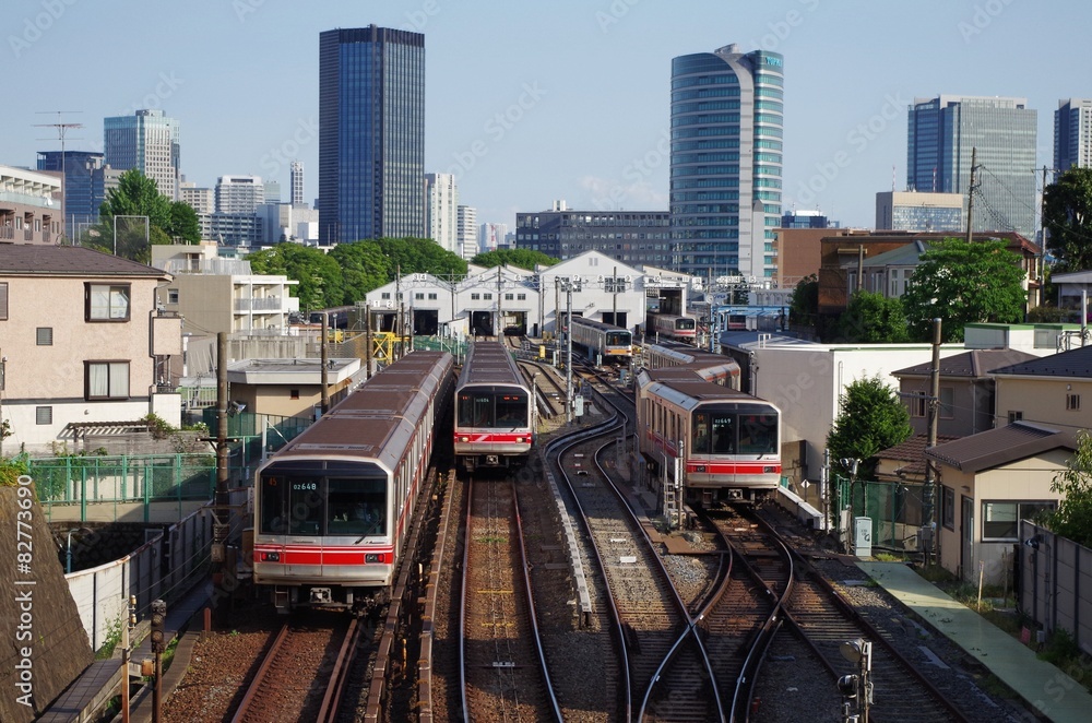 Naklejka premium 地下鉄丸ノ内線