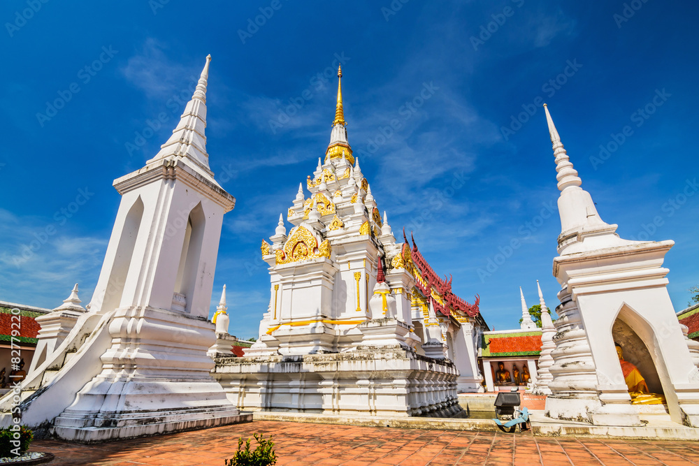 Fototapeta premium Wat Phra Borommathat Chaiya Worawihan, an ancient temple at Chai
