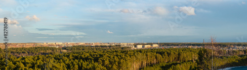 Панорама индустриального города Асбеста, Урал, Россия