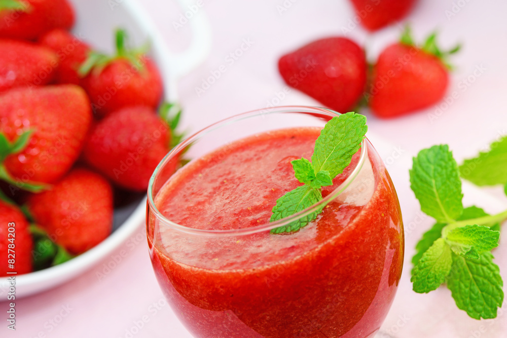 Erdbeer-Smoothie Erdbeer-Smoothie