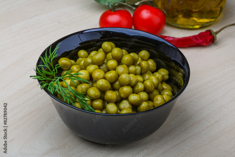 Green canned peas Green canned peas