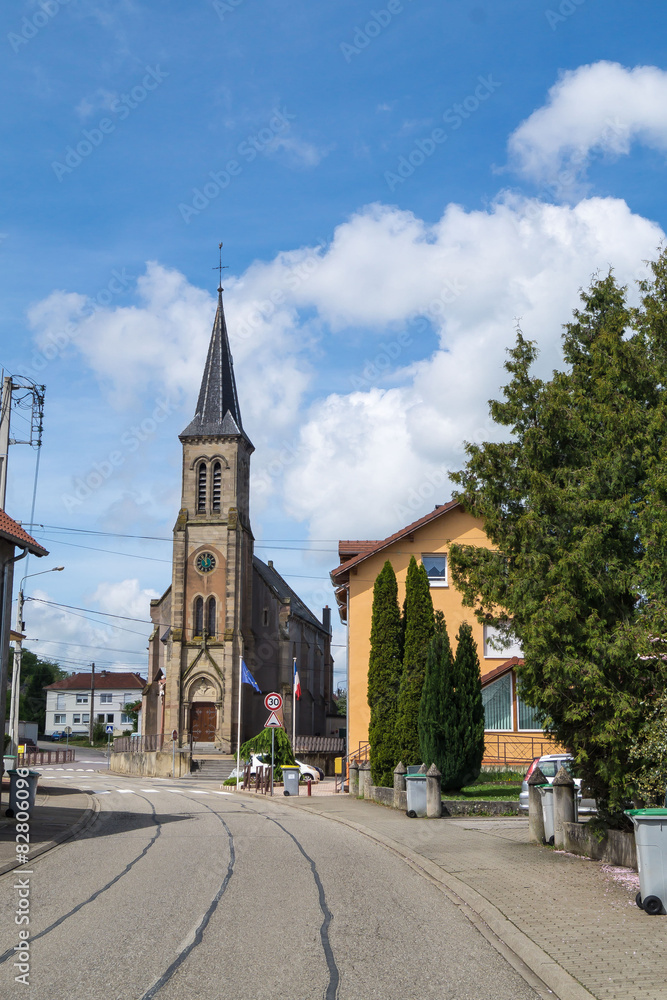Obraz premium Kirche in Bliesbruck- Ebersing
