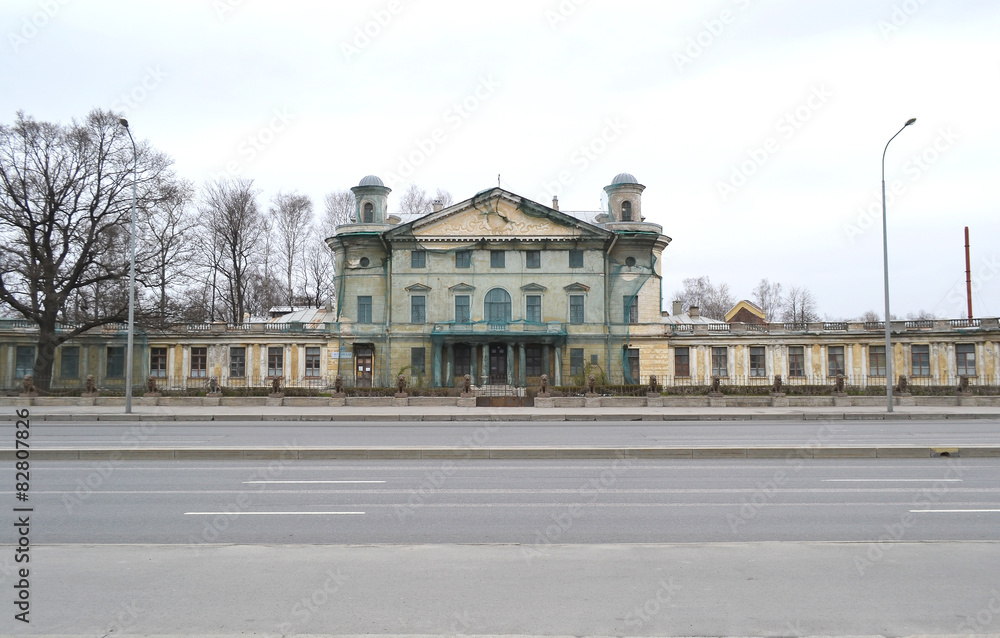 Manor Kushelev-Bezborodko.
