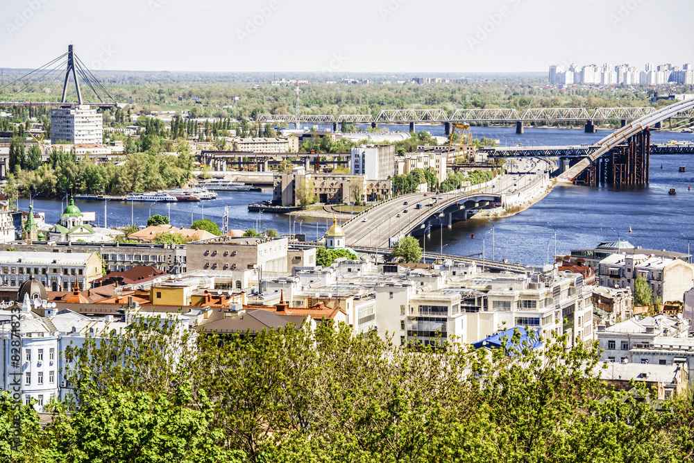 Kiev, Podolsk district, and the Dnipro River