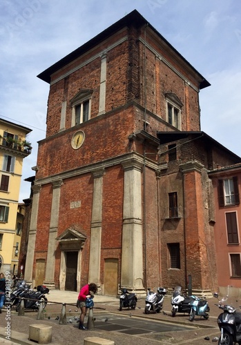 Milano, Basilica San Nazaro Maggiore in Brolo photo