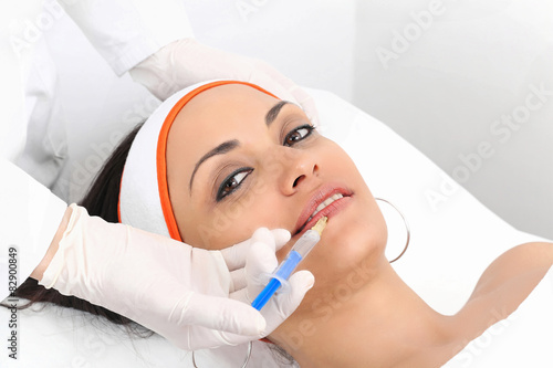 Tapety artystyczne Lips augmentation