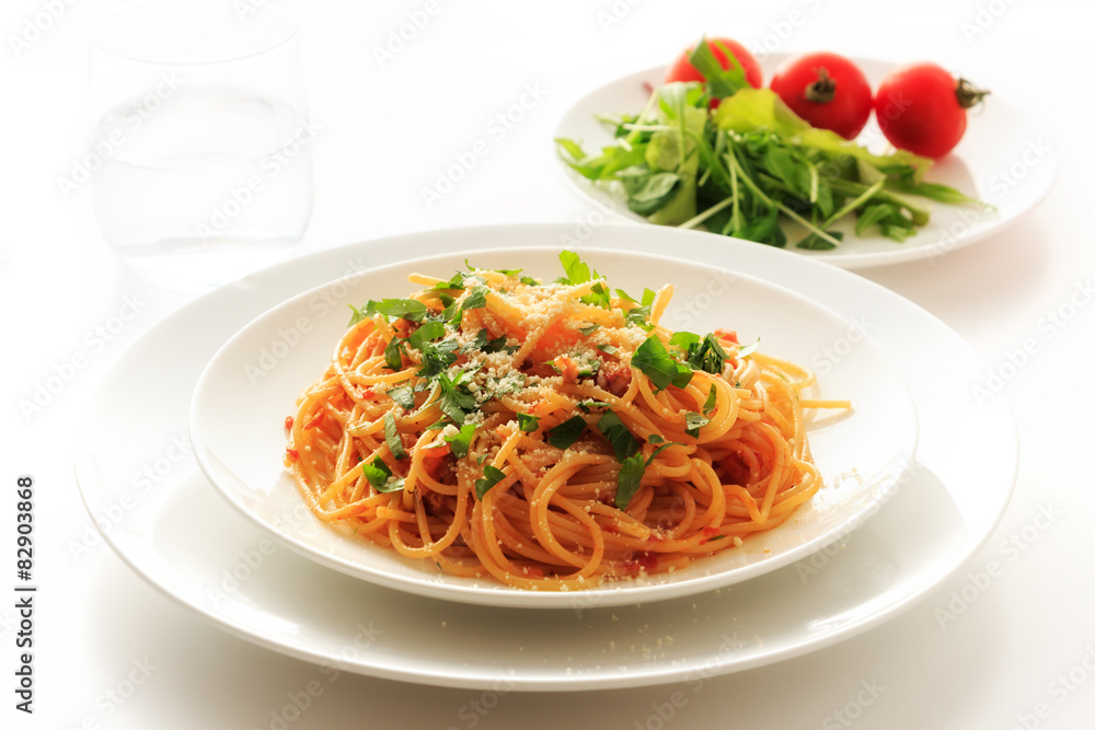 spaghetti tomatosauce with chicken ragu spaghetti tomatosauce with chicken ragu