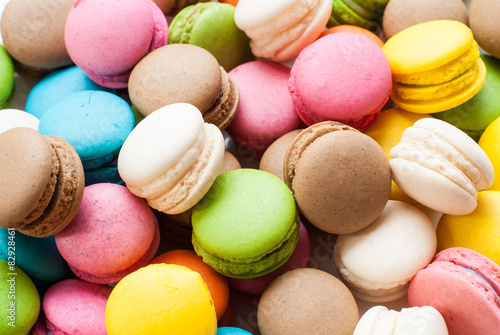 Fotografie, Obraz traditional french colorful macarons in a box, background