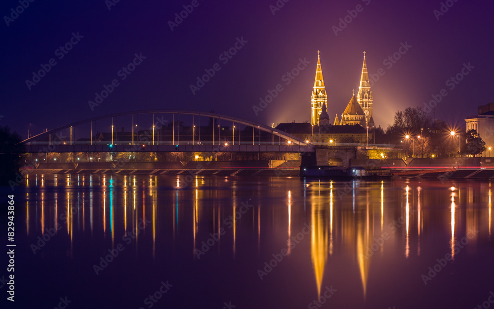 Obraz premium Night view of Szeged city in Hungary
