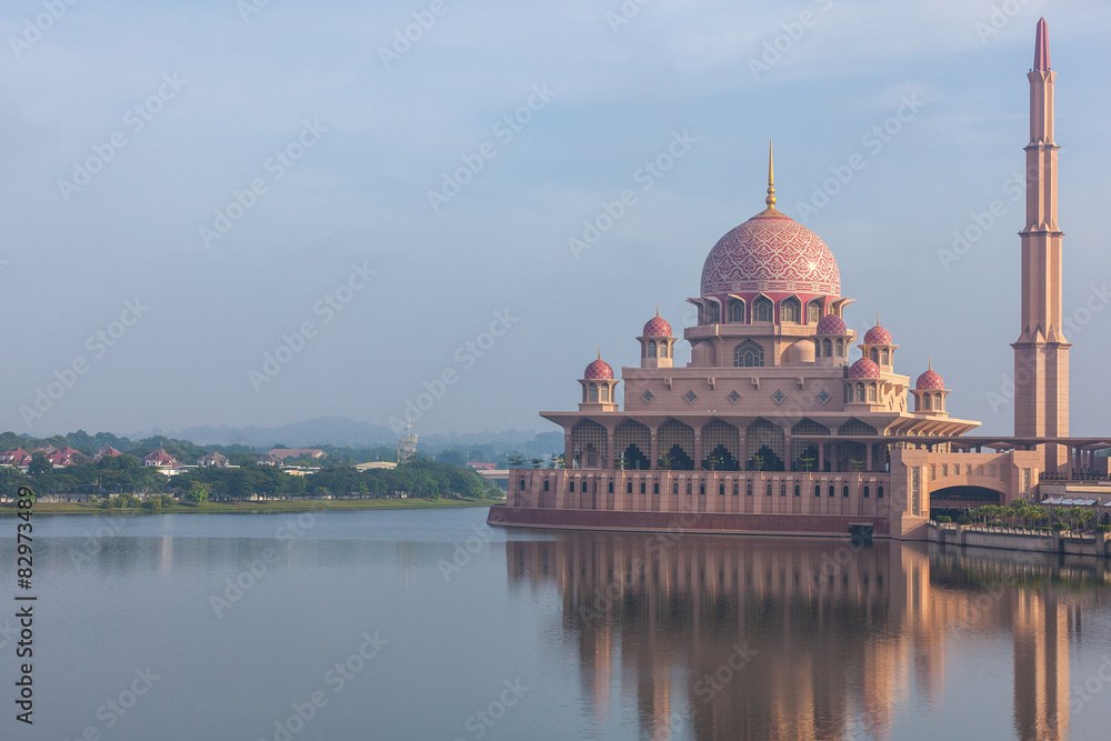 Obraz premium Putra Mosque Malaysia, Putrajaya.