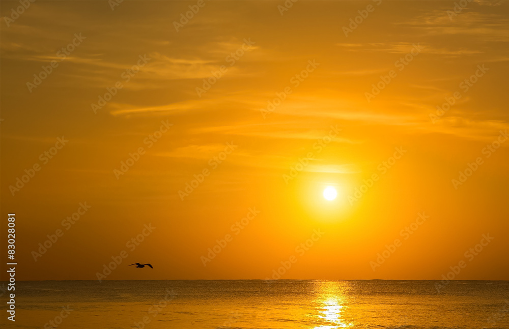 Fototapeta premium Sunrise over caribbean sea