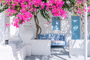 Wandcirkels Santorini Witte terrassen boven de Egeïsche Zee  © refresh(PIX)