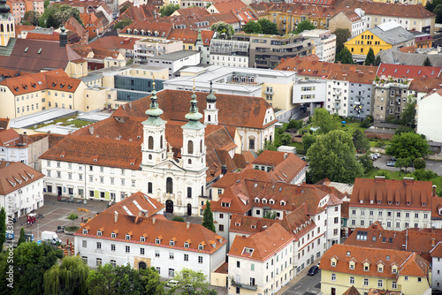 Blick auf die Mariahilfer Kirche in Graz, Österreich