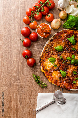 Cheese pizza with chilli and basil