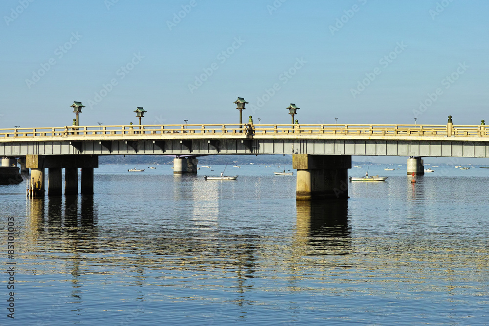 松江　大橋　シジミ漁