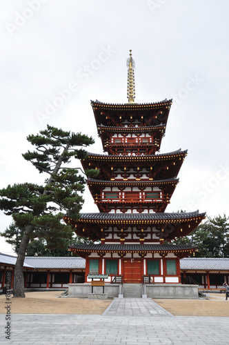 Yakushiji temple (Nara, Japan) photo